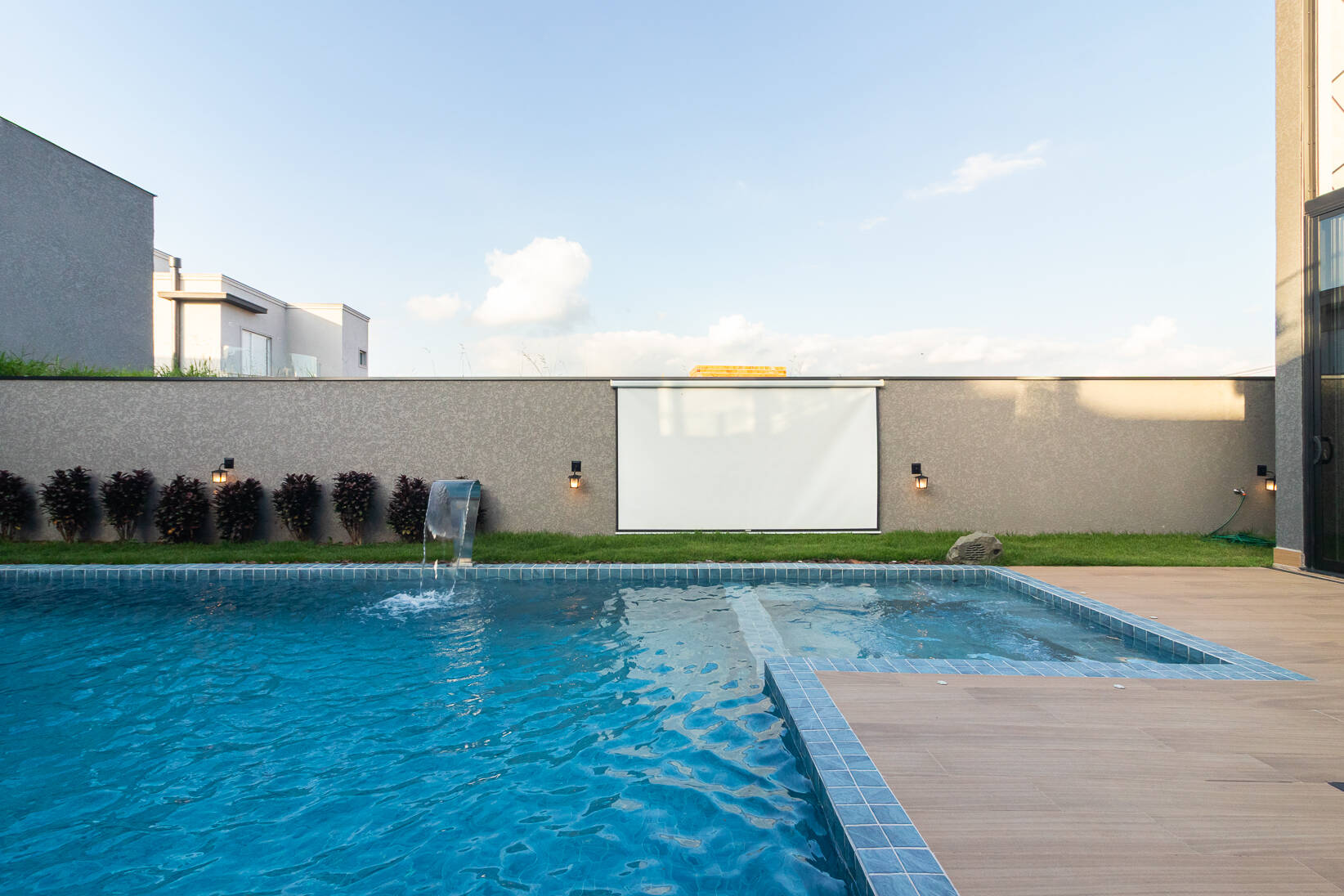 Casa nova 4 suítes no Condomínio Santa Ana Santana de Parnaíba