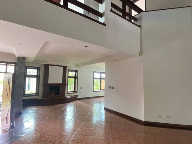 #2376 - Casa em condomínio para Locação em Barueri - SP