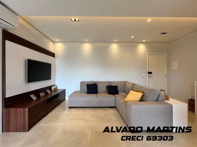 #2402 - Apartamento para Venda em Santana de Parnaíba - SP