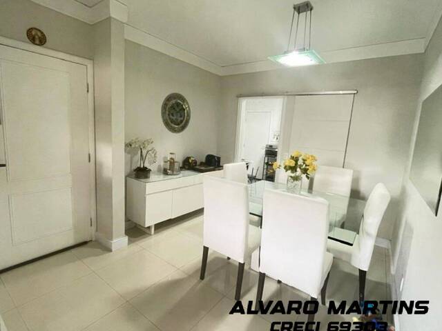 Apartamento para Venda em Santana de Parnaíba - 4