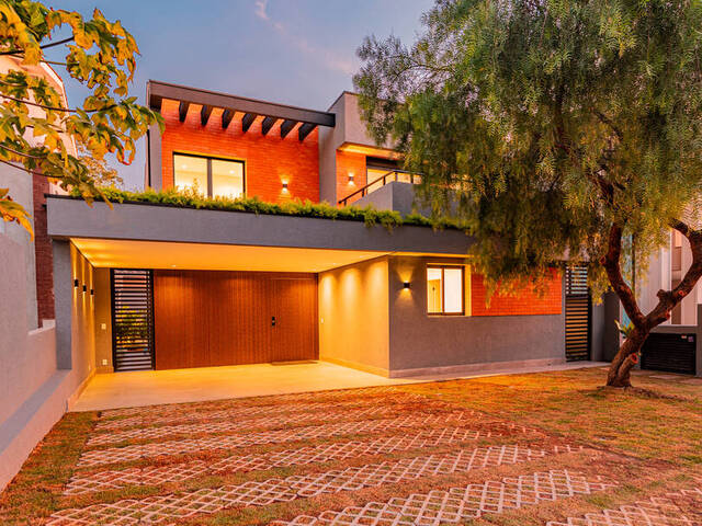#2432 - Casa em condomínio para Venda em Santana de Parnaíba - SP