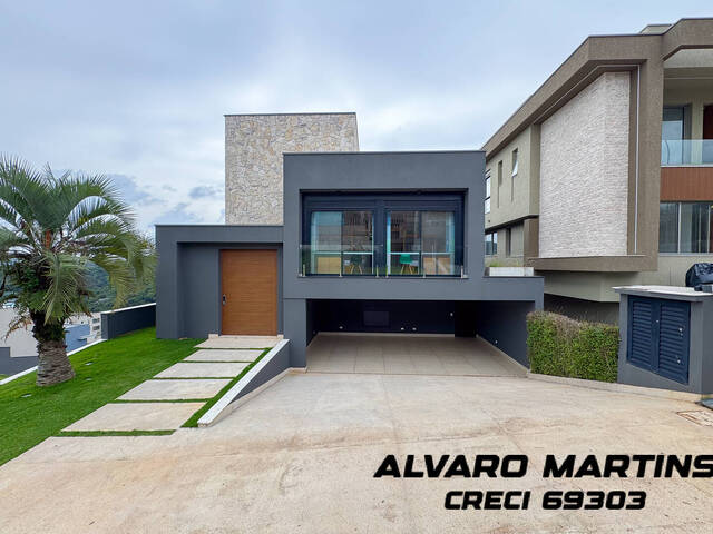 #2435 - Casa em condomínio para Venda em Santana de Parnaíba - SP
