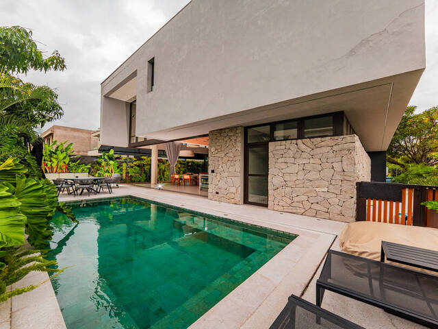 #2439 - Casa em condomínio para Venda em Santana de Parnaíba - SP