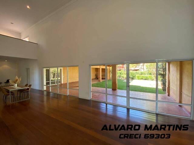 #2501 - Casa em condomínio para Venda em Santana de Parnaíba - SP