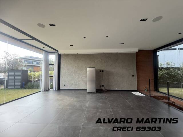 #2502 - Casa em condomínio para Venda em Santana de Parnaíba - SP