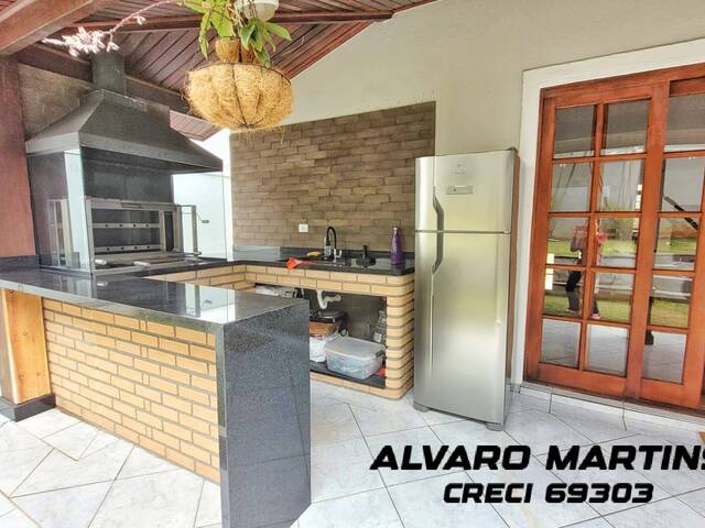 #2515 - Casa em condomínio para Venda em Santana de Parnaíba - SP