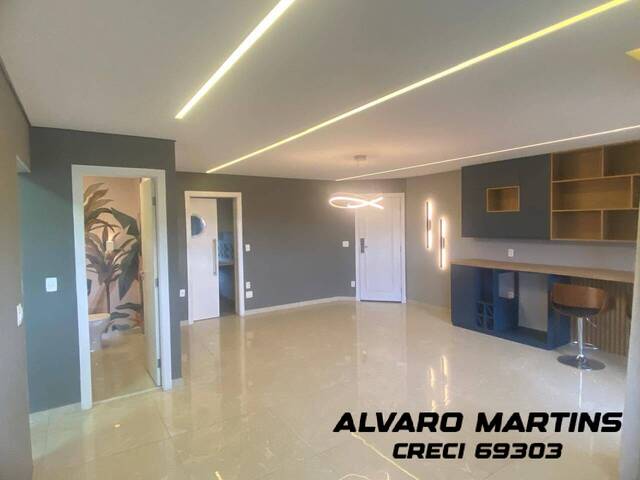 Apartamento para Venda em Santana de Parnaíba - 4
