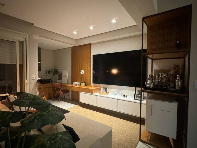 Apartamento para Venda em Santana de Parnaíba - 4