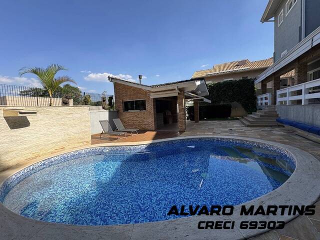 #2684 - Casa em condomínio para Venda em Santana de Parnaíba - SP