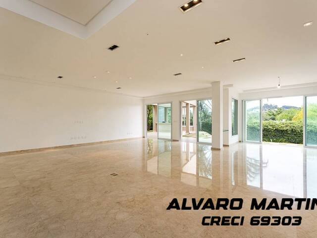 #2714 - Casa em condomínio para Venda em Santana de Parnaíba - SP - 2
