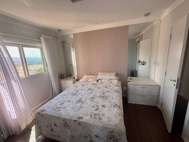 Apartamento para Venda em Santana de Parnaíba - 4