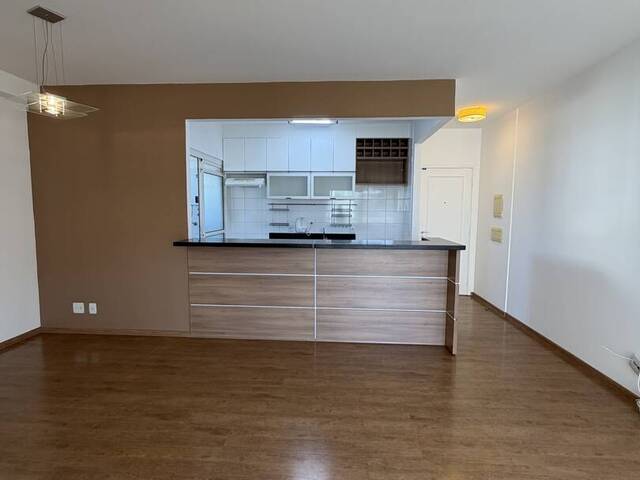 Apartamento para Venda em Santana de Parnaíba - 2
