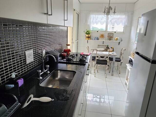Apartamento para Venda em Santana de Parnaíba - 5